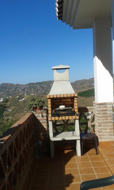 Villa Casa Ana, Fantásticas vistas al pueblo, el mar y la montaña Frigiliana Esterno foto