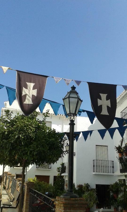 Villa Casa Ana, Fantásticas vistas al pueblo, el mar y la montaña Frigiliana Esterno foto