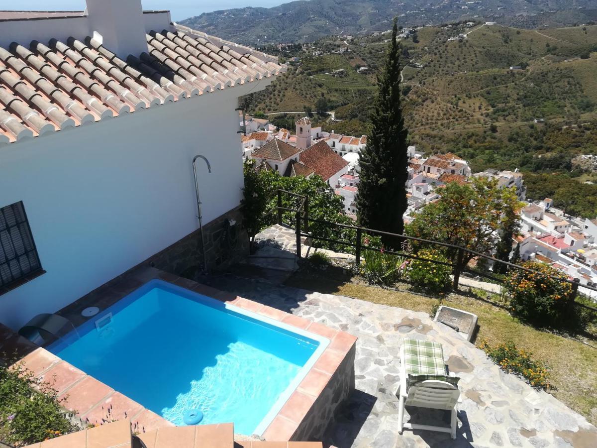 Villa Casa Ana, Fantásticas vistas al pueblo, el mar y la montaña Frigiliana Esterno foto